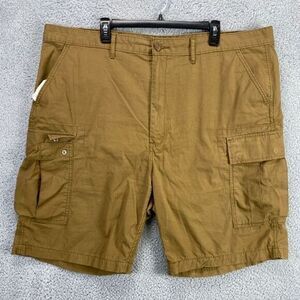 Levi Strauss Co. Cargo Shorts‎ Mens 44 Tan White Tab Pockets Outdoor Flat Front